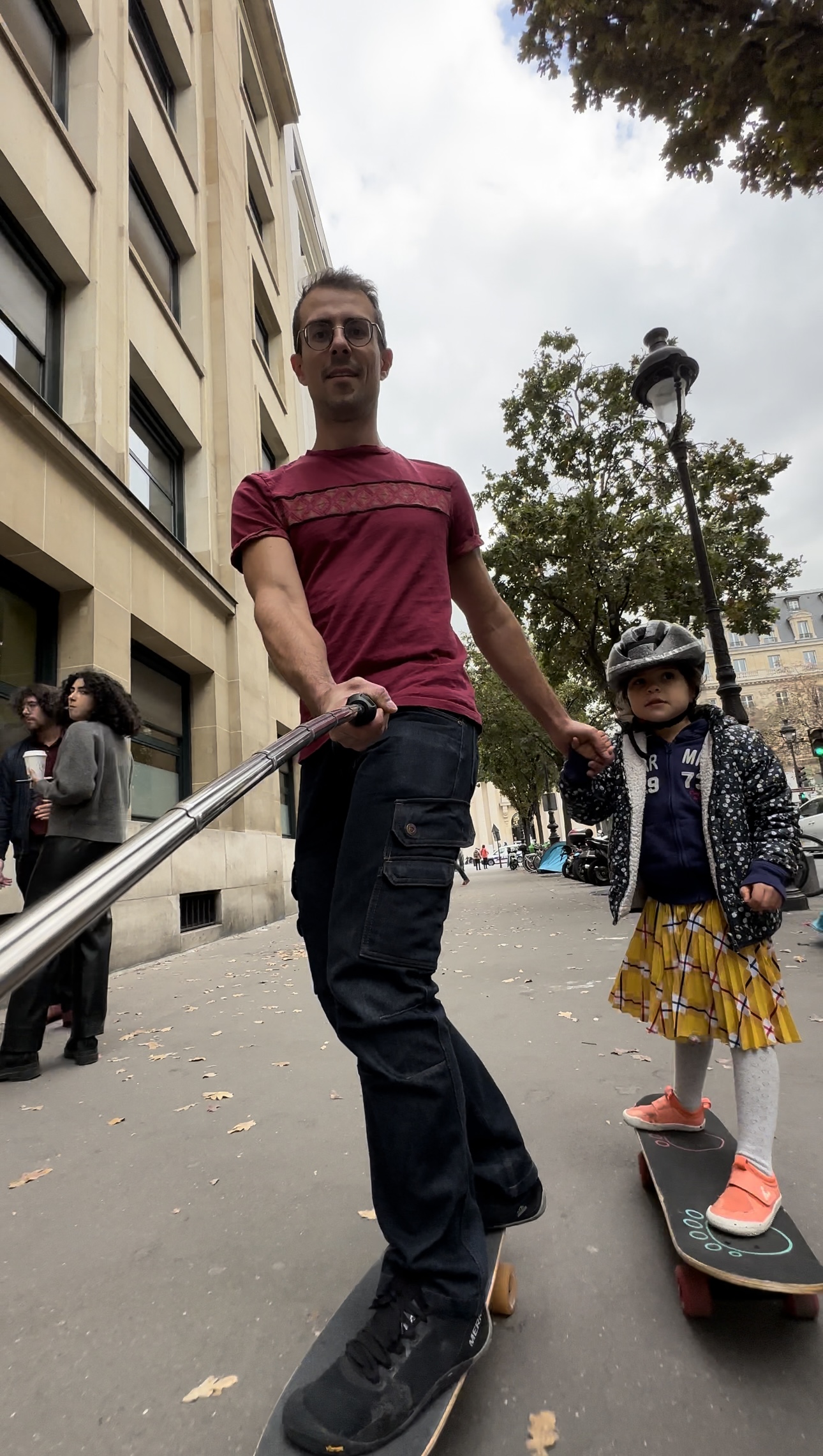 How to teach kids to skateboard How to teach toddlers to skateboard